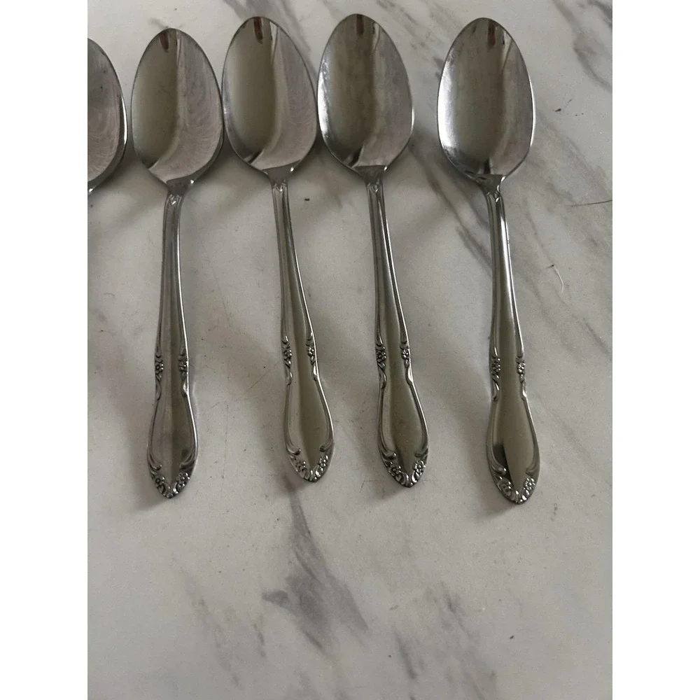 Vintage Oneida Stainless Steel Chateau Flatware Teaspoons Floral Set of 8 BxA